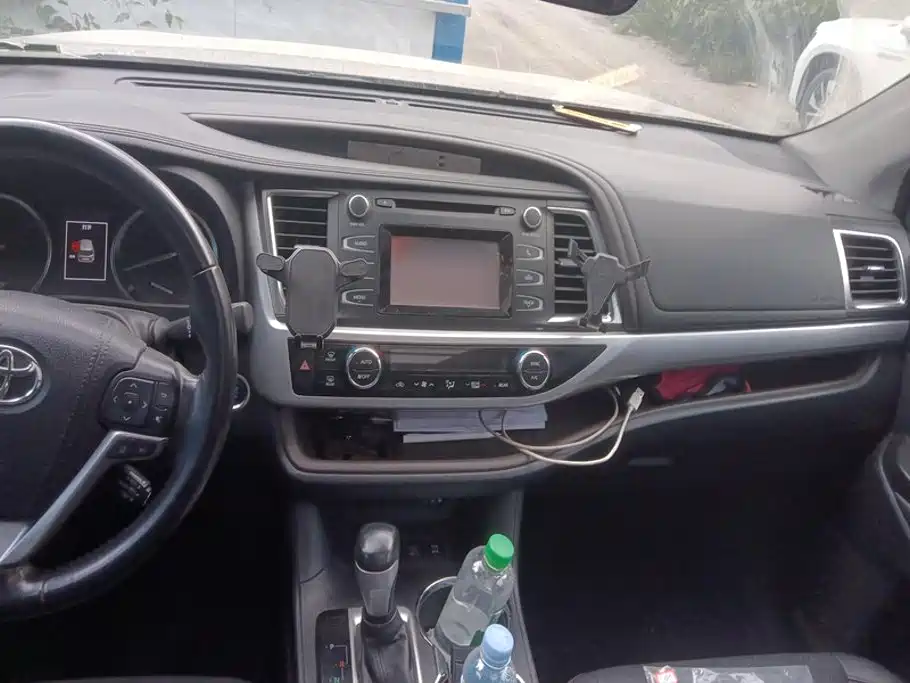 Toyota Highlander — миниатюра 13