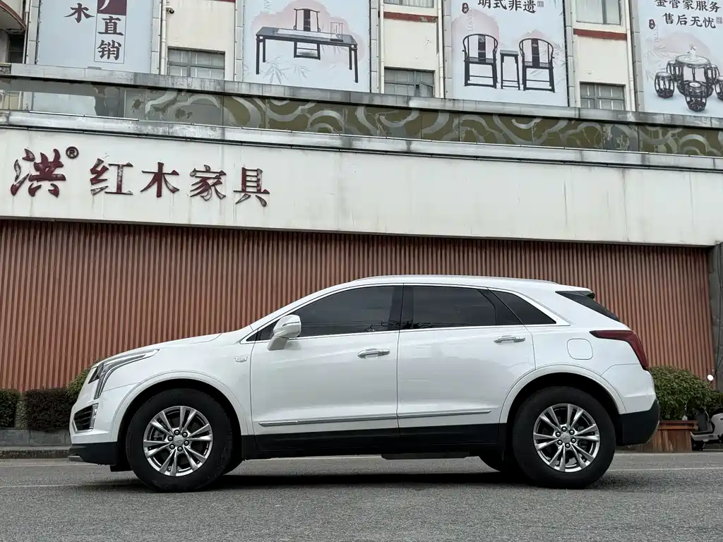 Cadillac XT5 — миниатюра 3