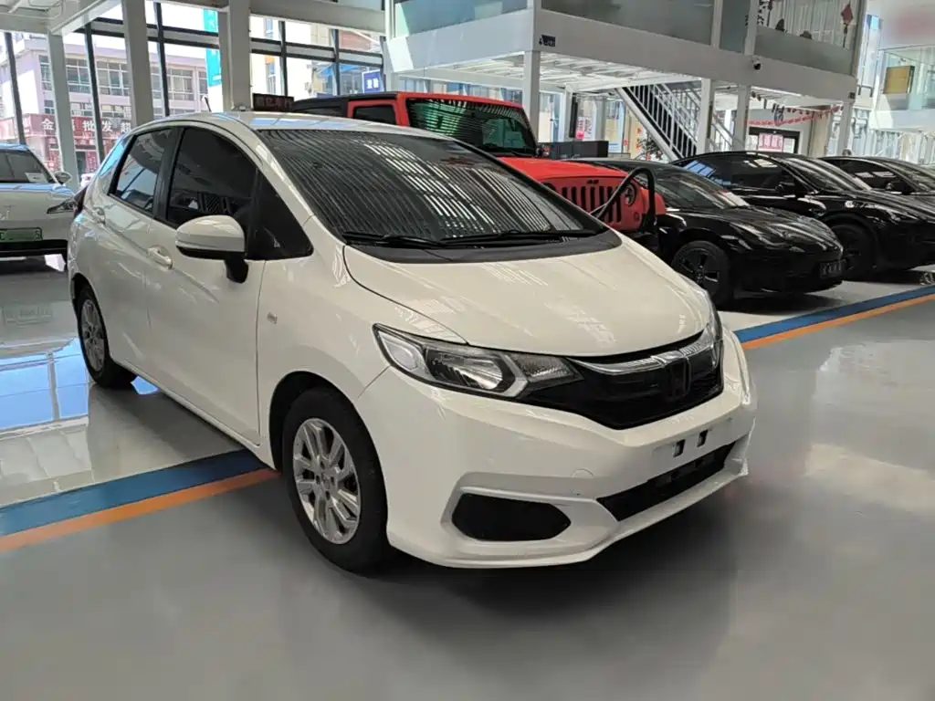 Honda Fit — миниатюра 4