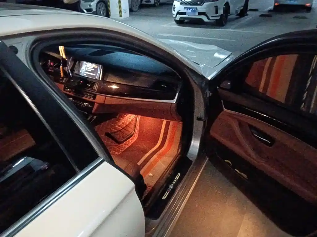 BMW 5 Series — миниатюра 19