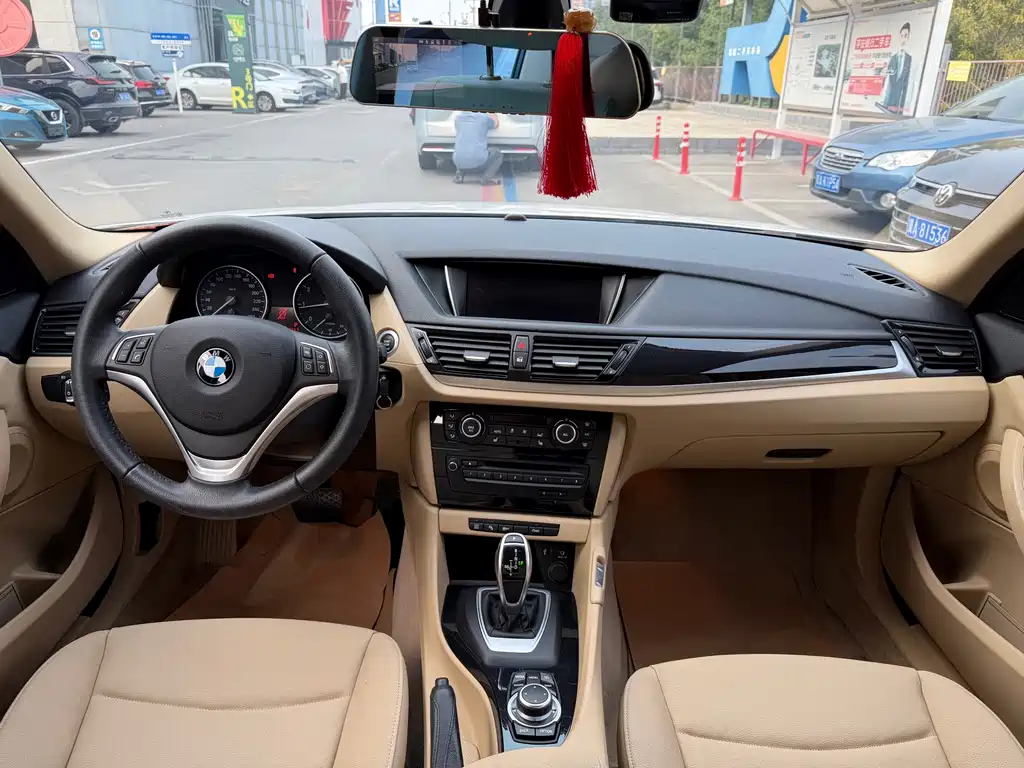 BMW X1 — миниатюра 12