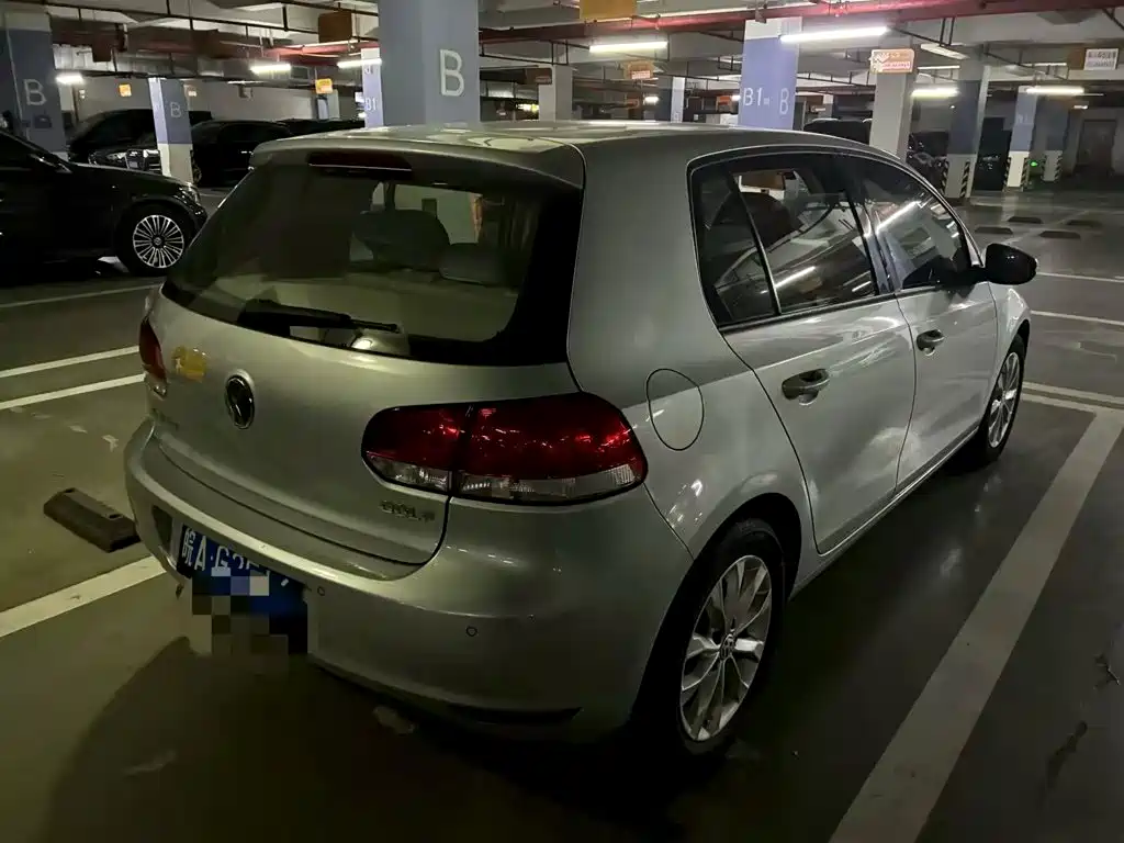 Volkswagen Golf — миниатюра 2