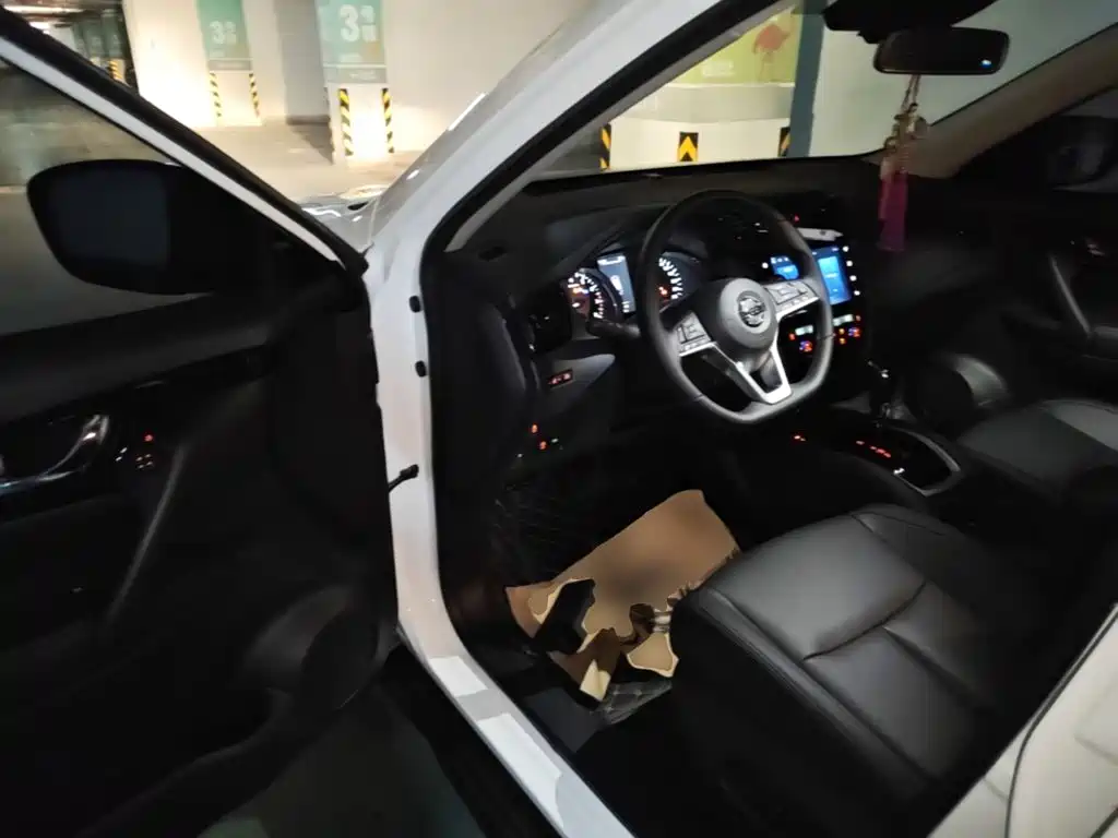 Nissan X-Trail — миниатюра 16