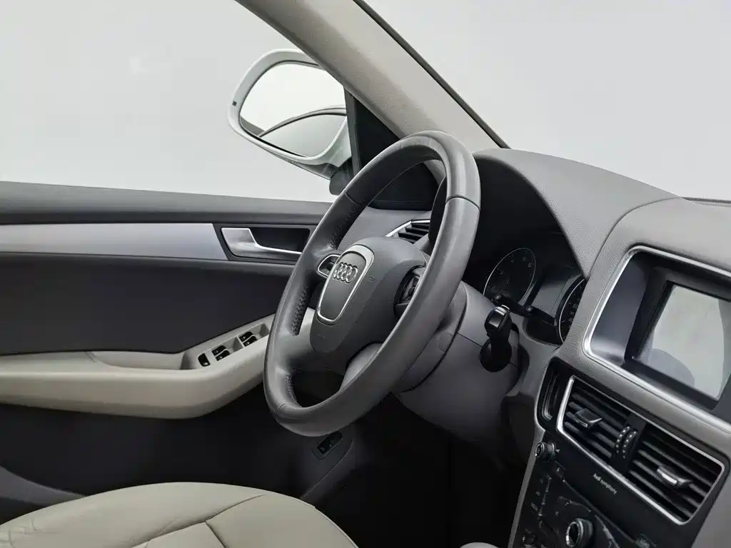 Audi Q5 — миниатюра 22