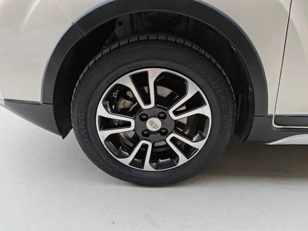 Geely Vision X3 — миниатюра 25