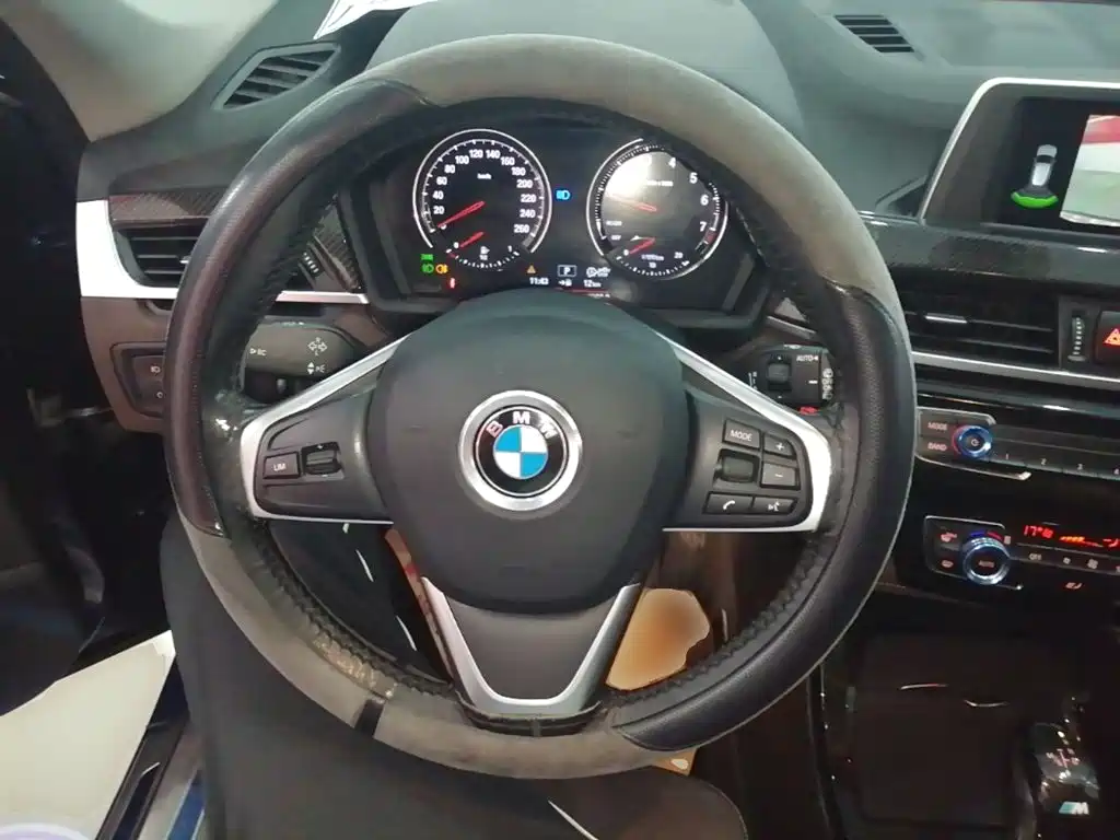 BMW X1 — миниатюра 11