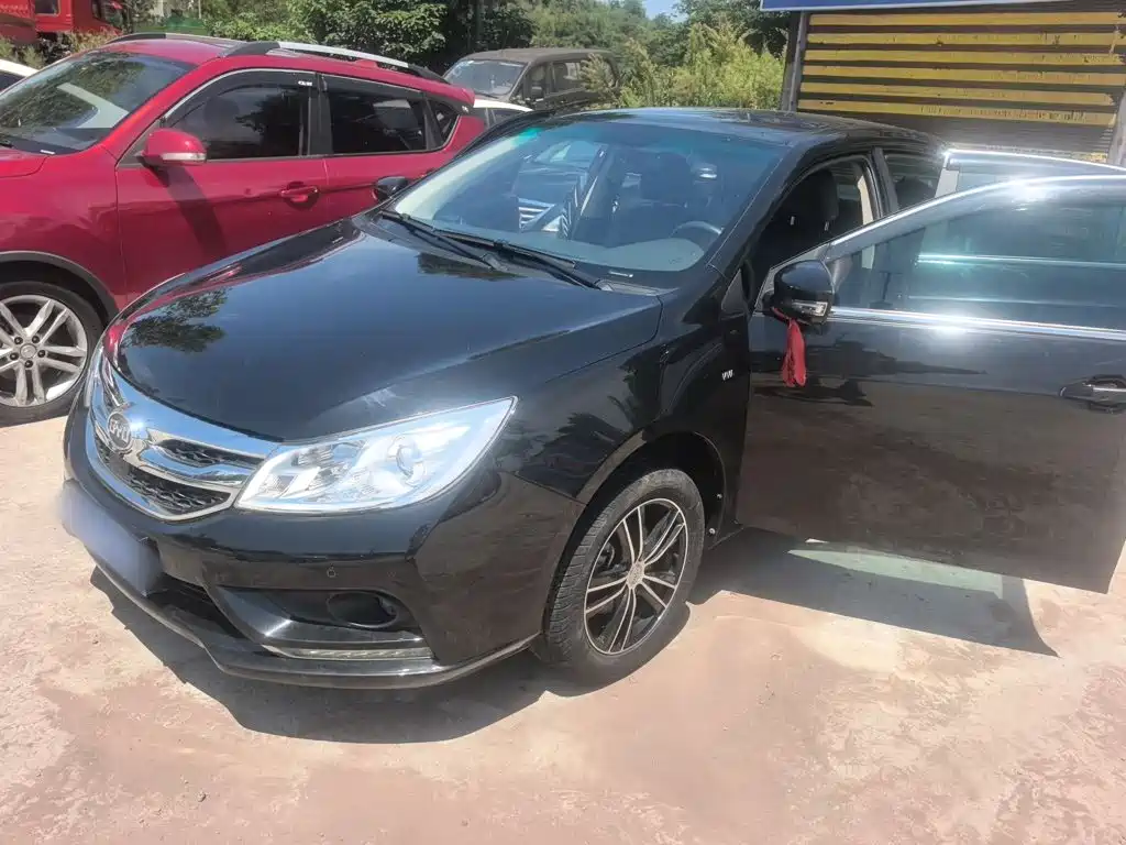 BYD Surui — миниатюра 4