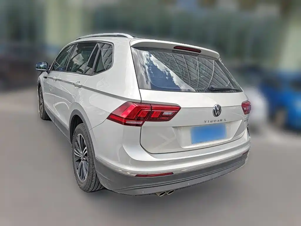 Volkswagen Tiguan L — миниатюра 7