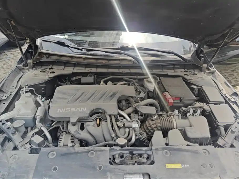 Nissan Altima 2019 2.0L XL Upper