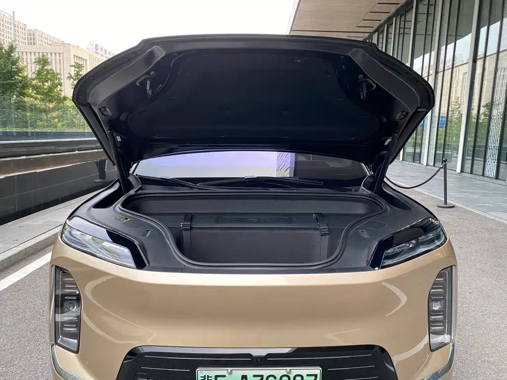 NIO ES9 — миниатюра 31
