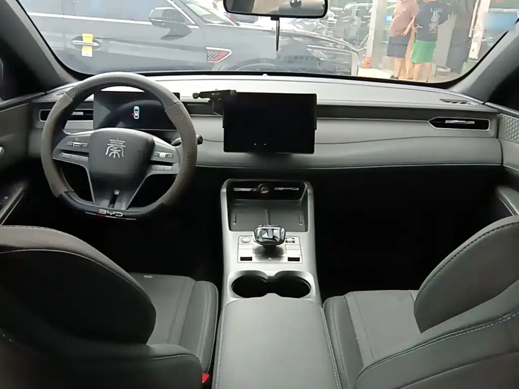 BYD Qin PLUS — миниатюра 10