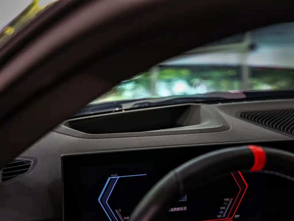 BMW M2 — миниатюра 8