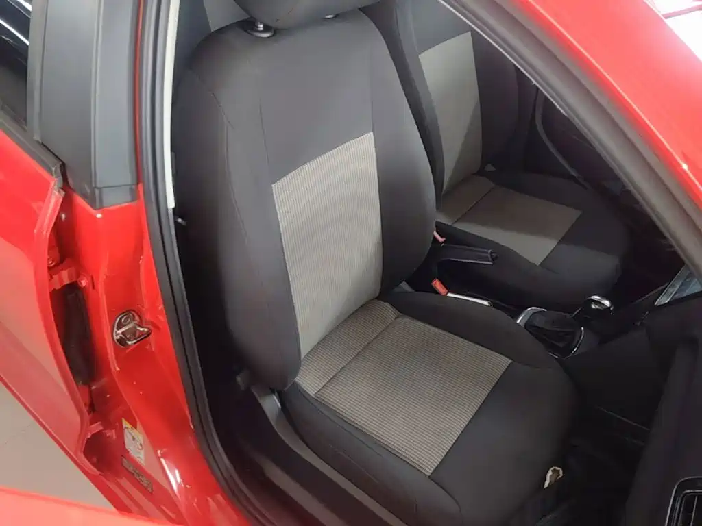 Volkswagen Polo — миниатюра 25