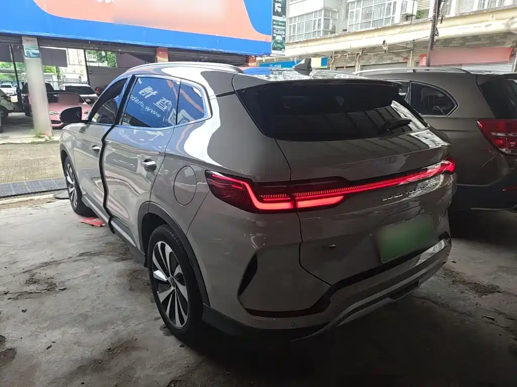 BYD PLUS New Energy — миниатюра 5