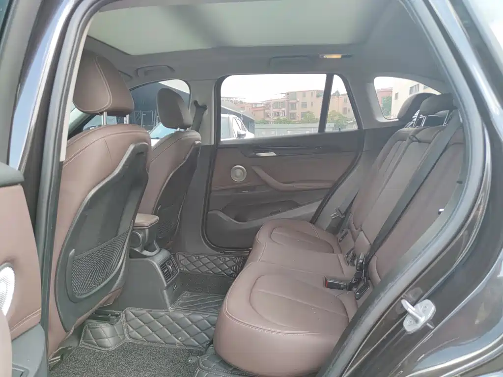 BMW X1 — миниатюра 20