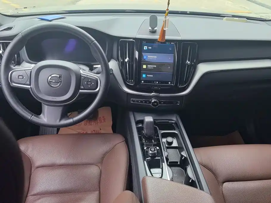 Volvo XC60 — миниатюра 12