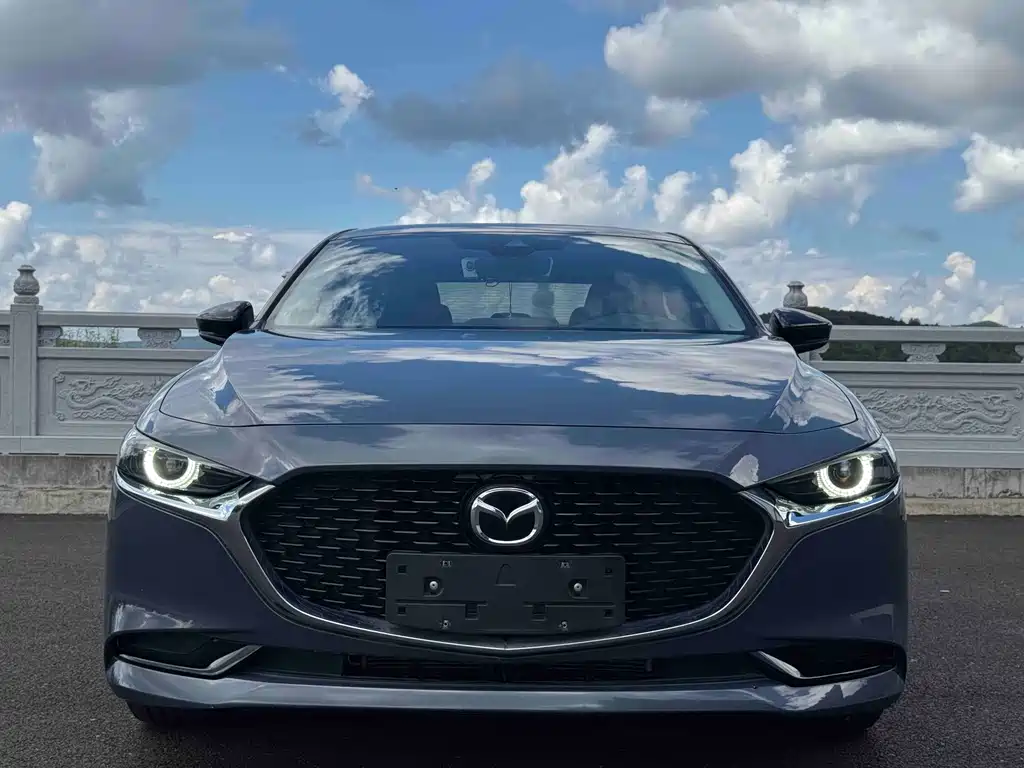 Mazda 3 Axela — миниатюра 2