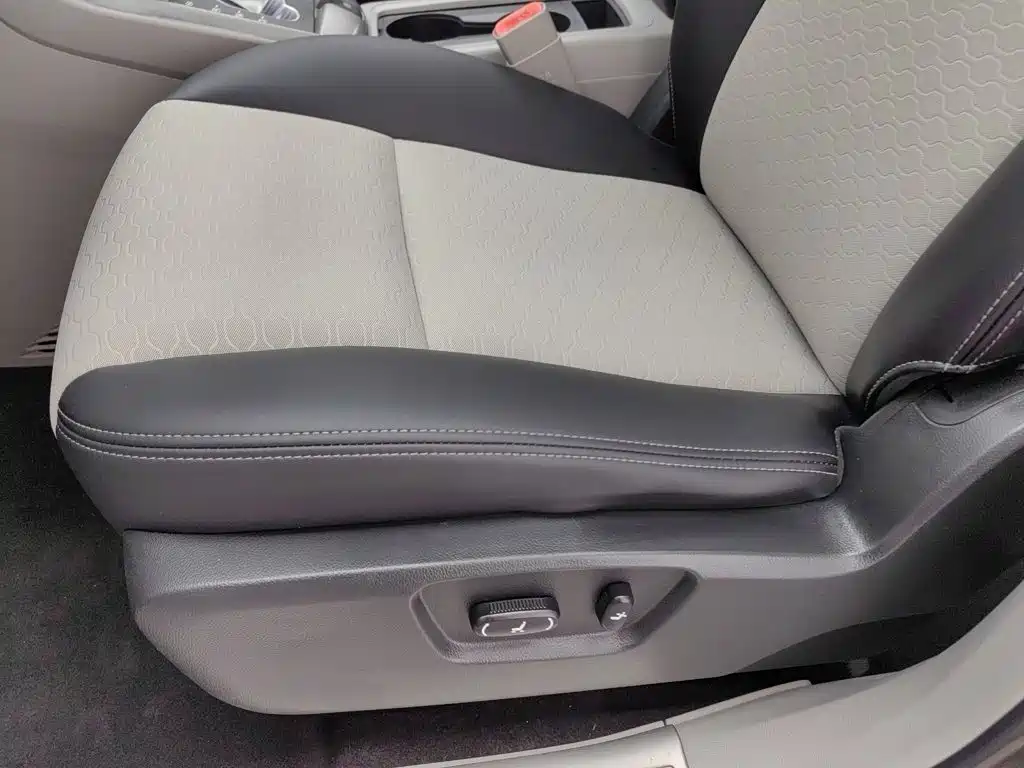 Chevrolet Captiva — миниатюра 20
