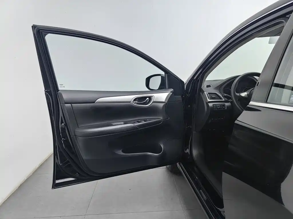 Nissan Sylphy — миниатюра 8