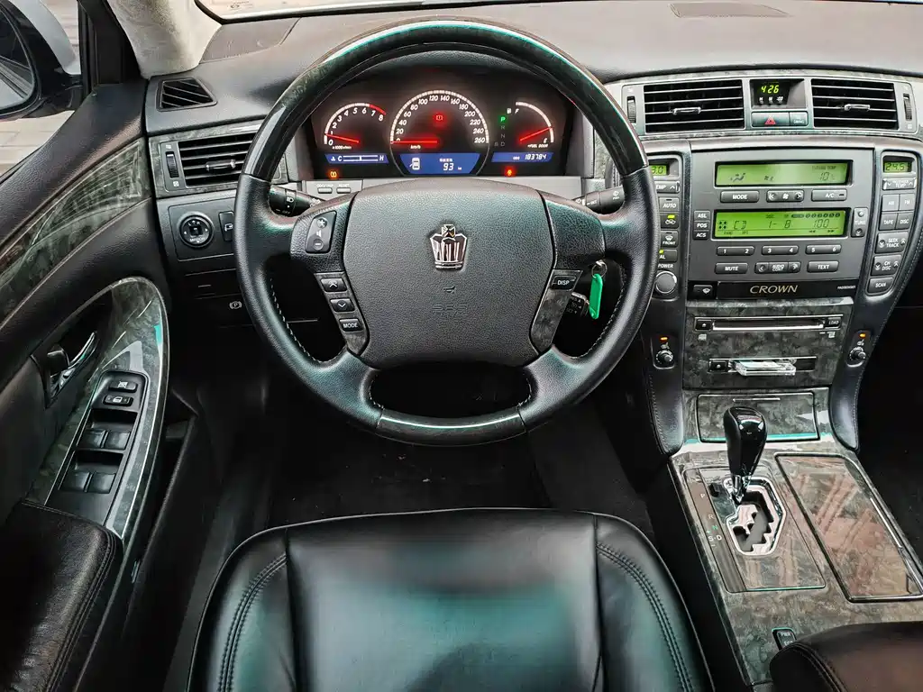 Toyota Crown 2006 2.5L Royal