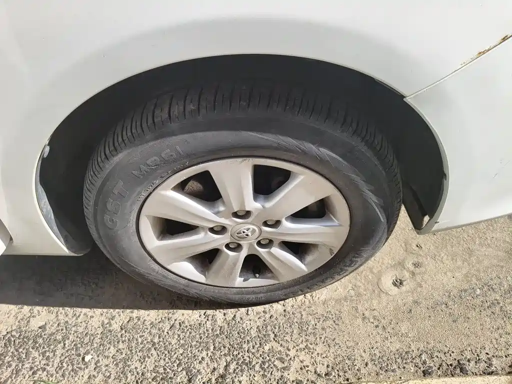 Toyota Corolla — миниатюра 8
