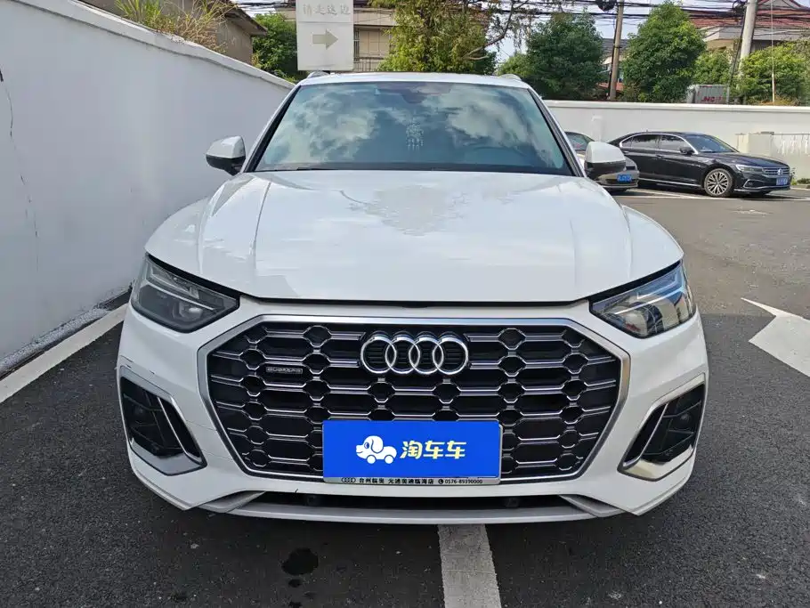 Audi Q5L — миниатюра 2