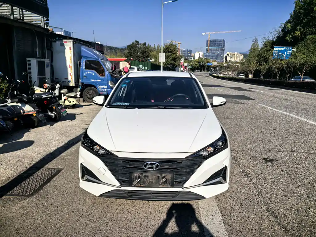 Hyundai Verna — миниатюра 2
