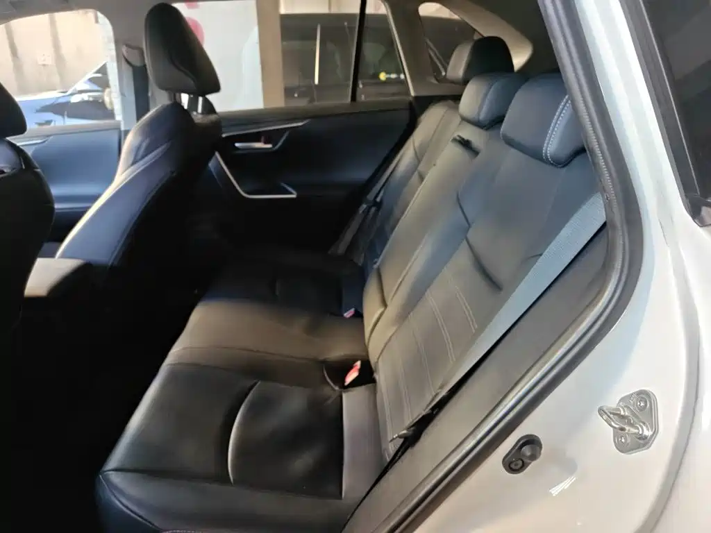 Toyota Wildlander — миниатюра 13