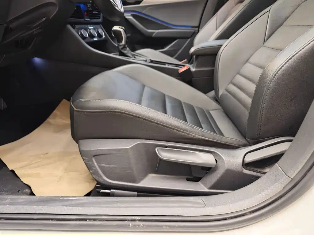 Volkswagen Sagitar — миниатюра 10