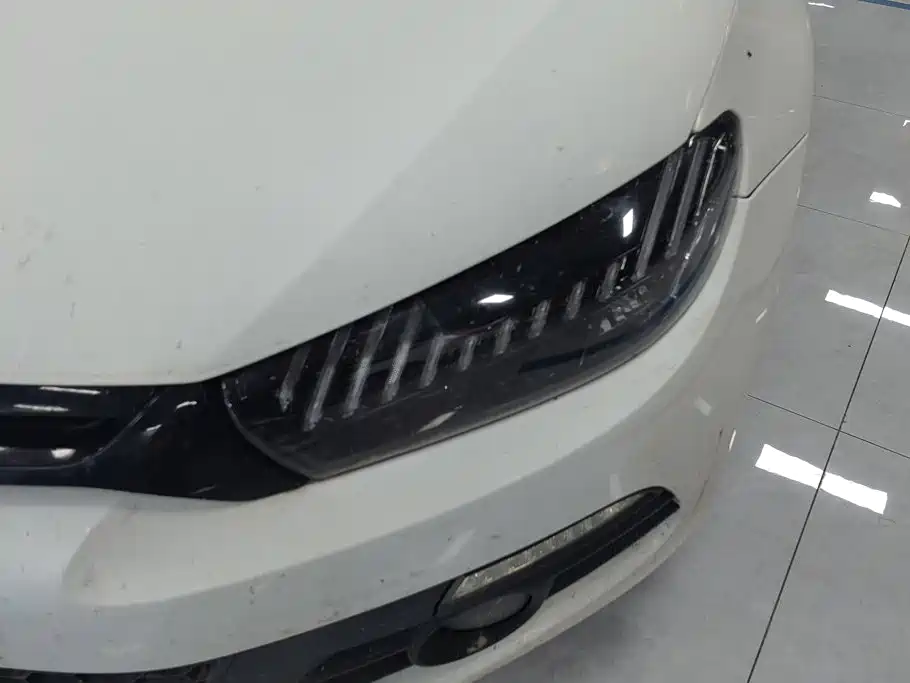 Volkswagen Scirocco — миниатюра 5