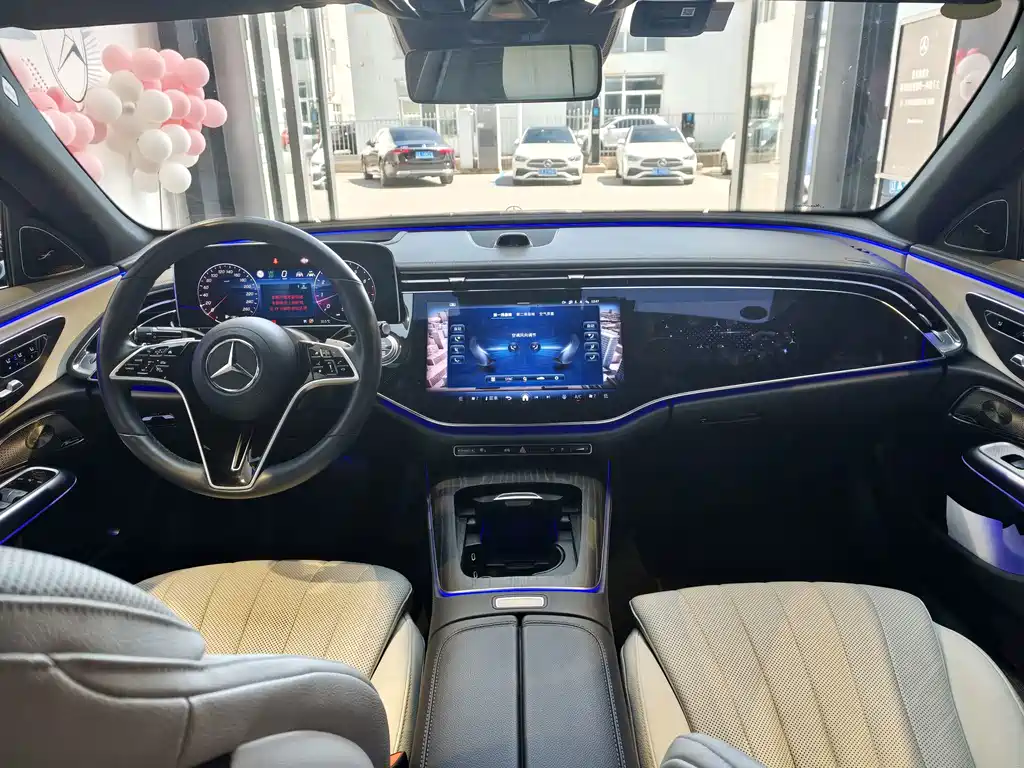 Mercedes-Benz E-Class — миниатюра 6