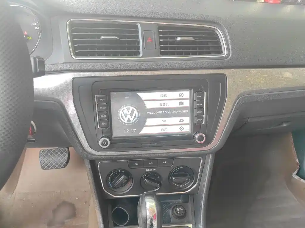 Volkswagen Lavida — миниатюра 6