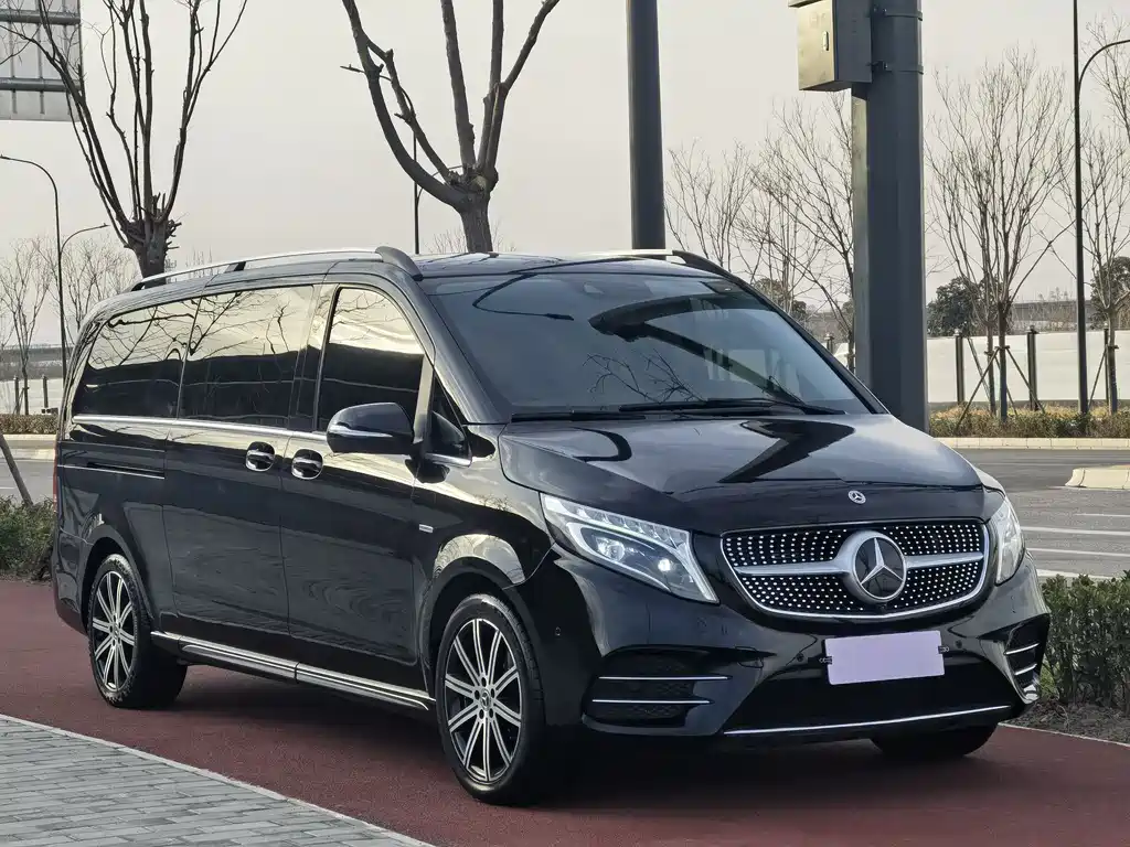 MERCEDES-BENZ V CLASS
