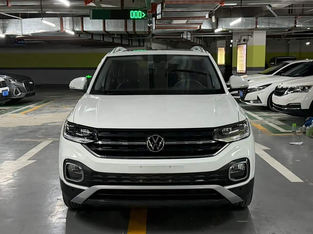 Volkswagen Tanying 1.5 л 2023 г. Белый, пробег 36000 км