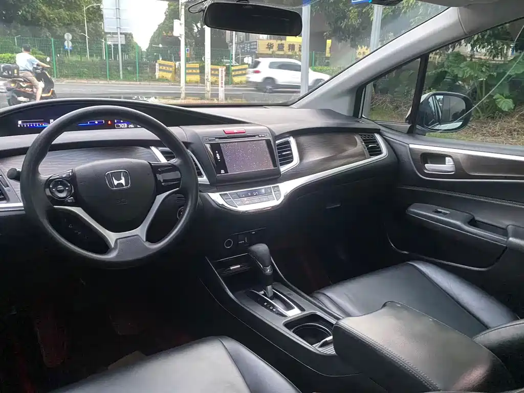 Honda Jade — миниатюра 10