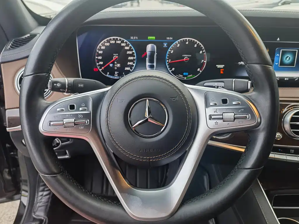 Mercedes-Benz S-Class — миниатюра 8
