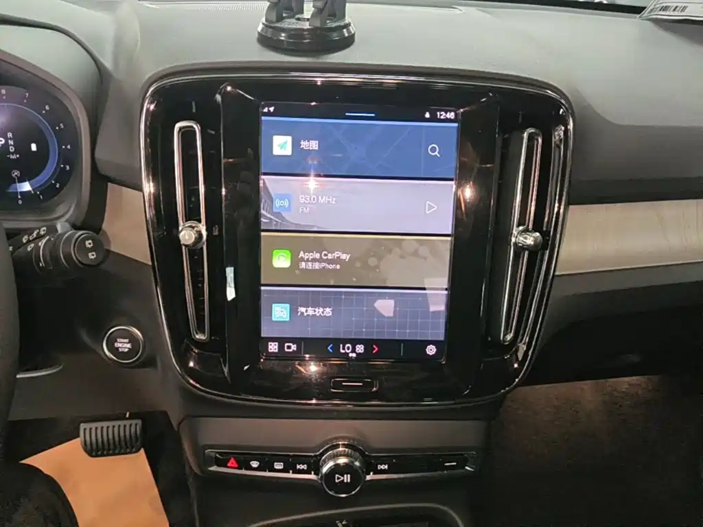 Volvo XC40 — миниатюра 13