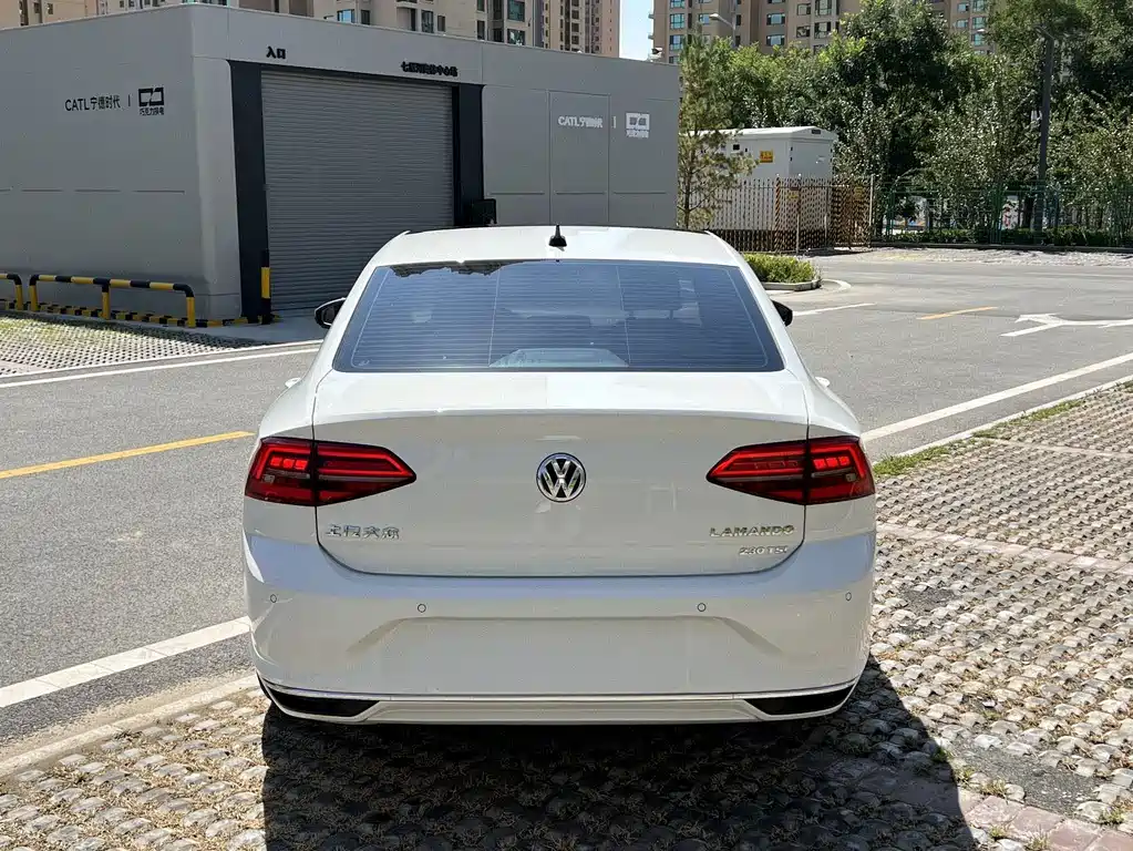 Volkswagen Lamando — миниатюра 5