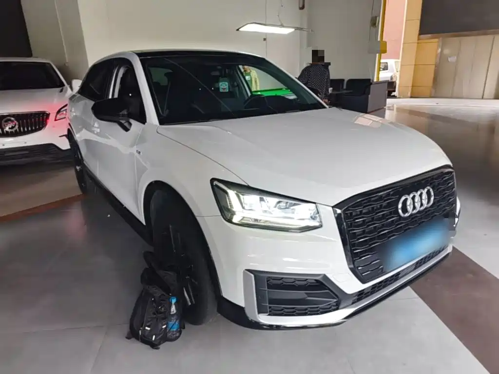 Audi Q2L — миниатюра 4