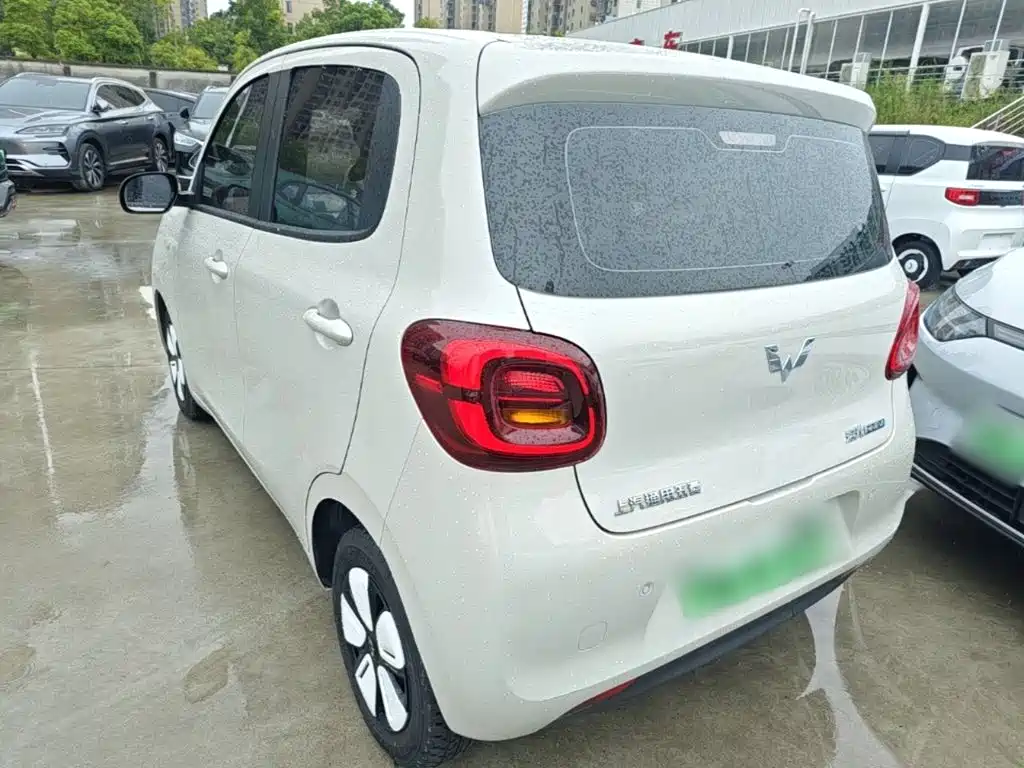 Wuling MINIEV — миниатюра 5