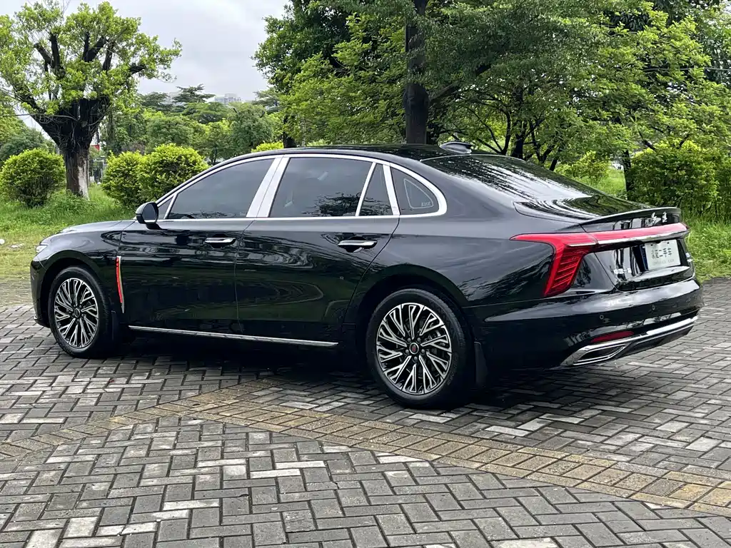 Hongqi Hongqi H5 — миниатюра 4