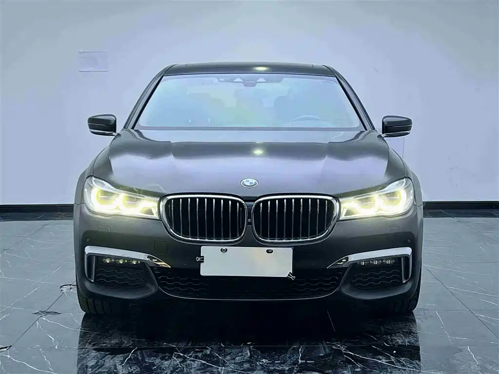 BMW 7 Series 7 2018 740Li xDrive Premium M Sport