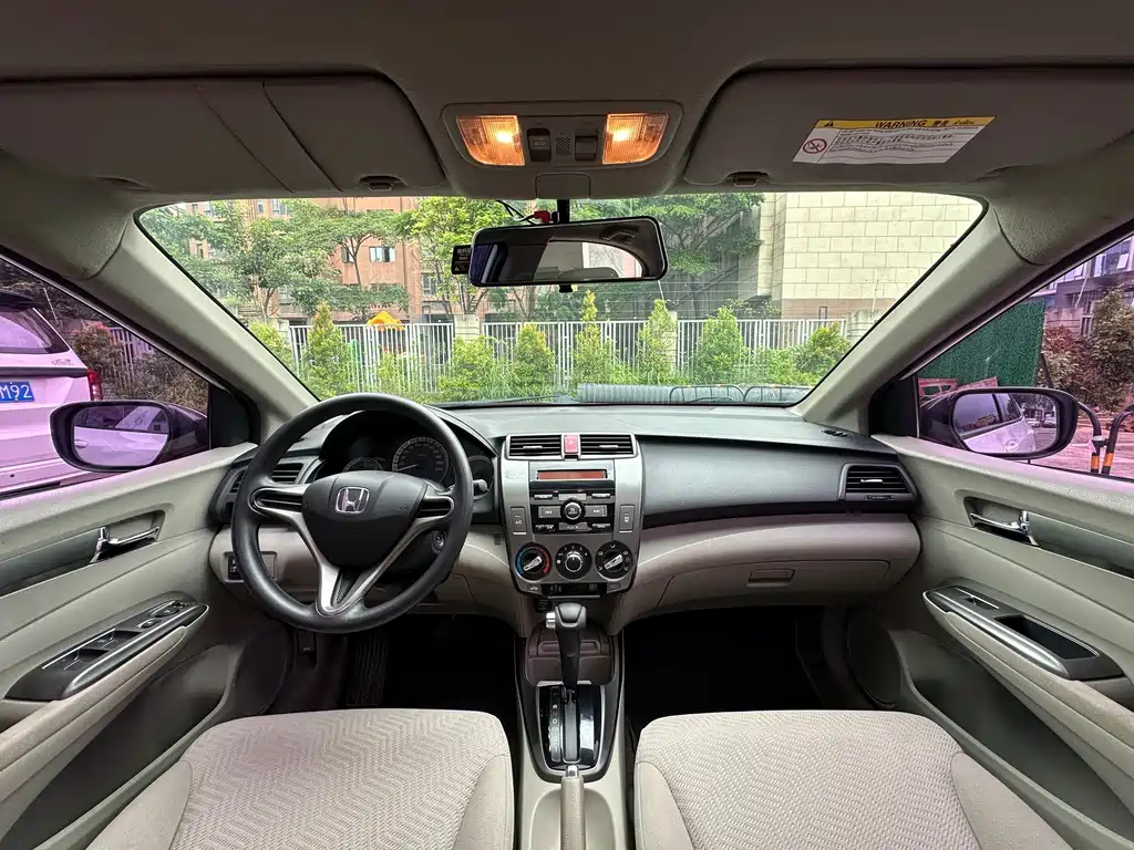 Honda City Classic — миниатюра 5