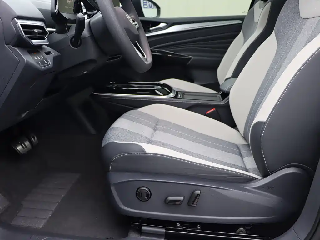 Volkswagen ID.4 Crozz — миниатюра 5