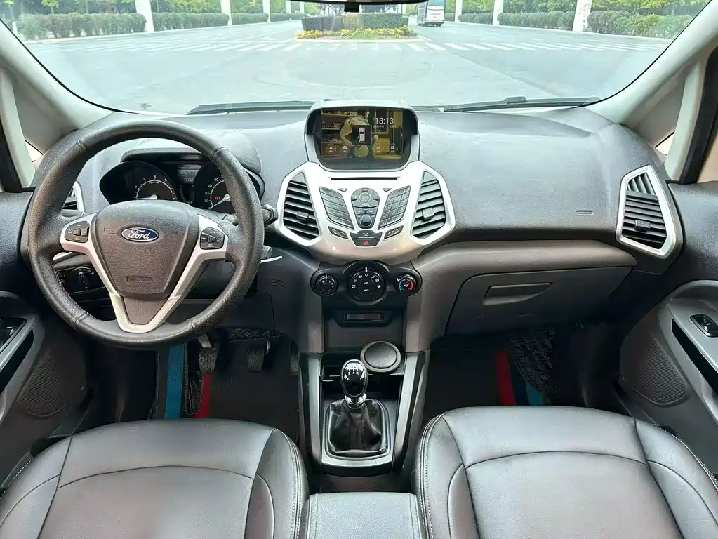Ford Ecosport — миниатюра 5