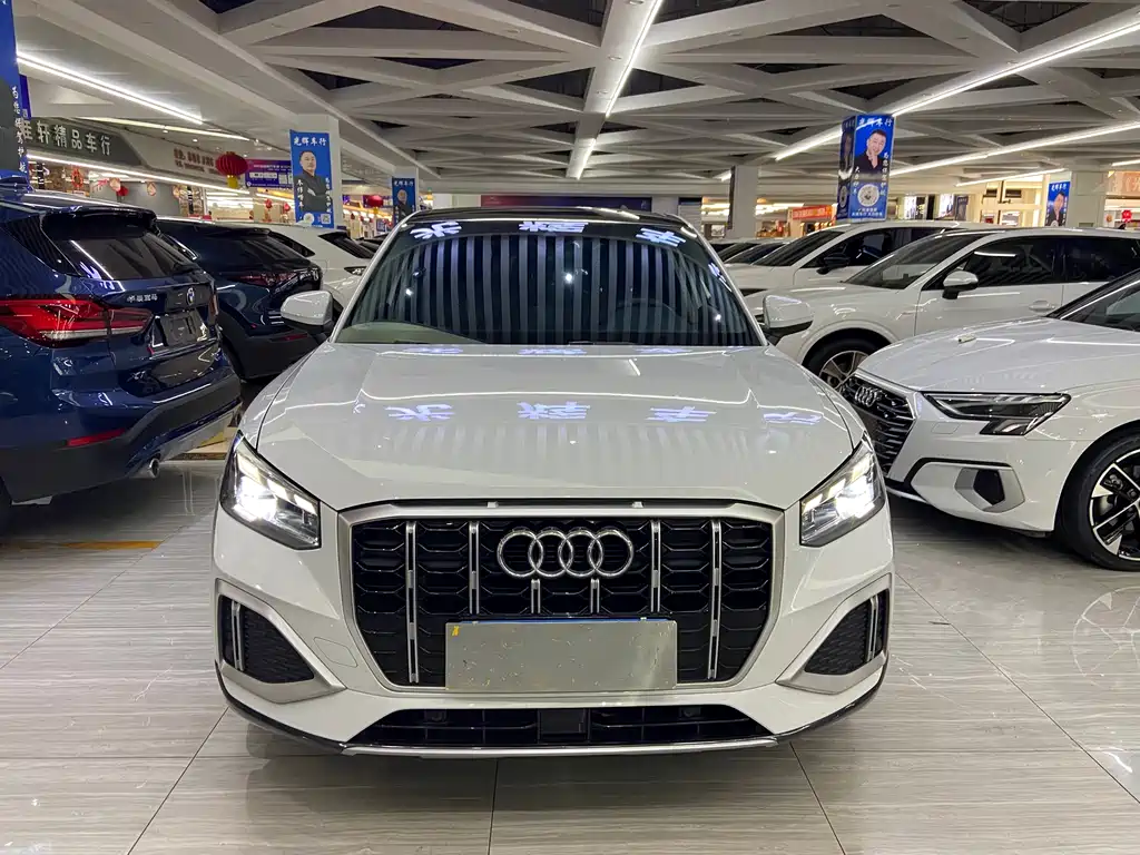 Audi Q2L 2022 35 TFSI
