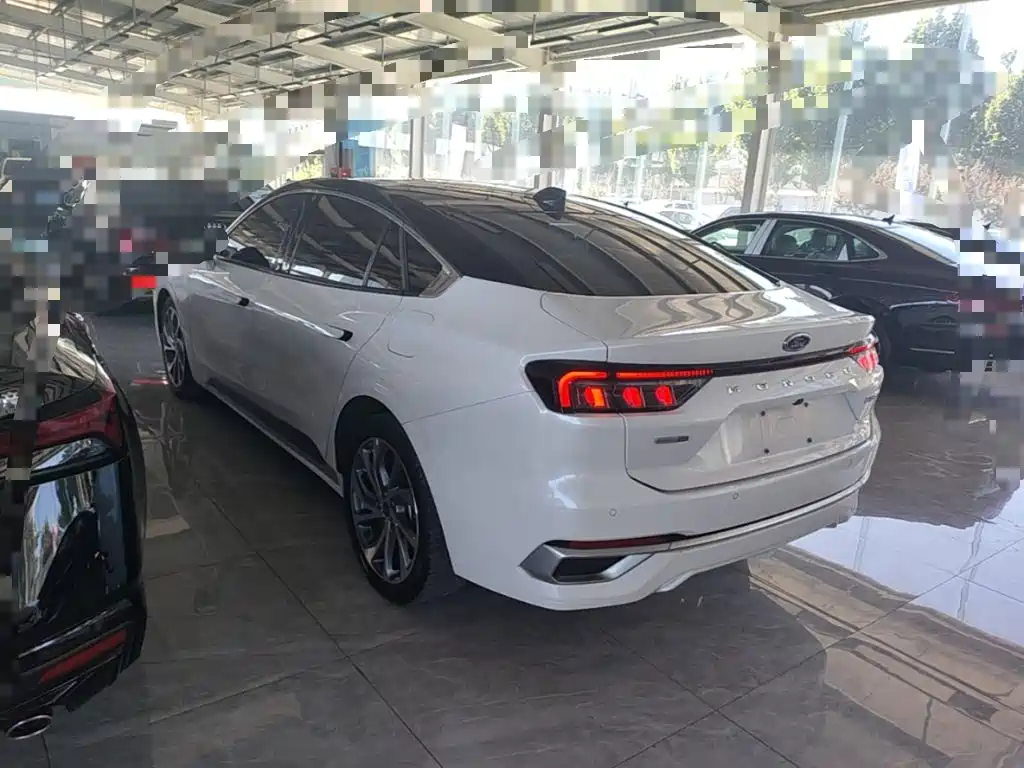 Ford Mondeo — миниатюра 5