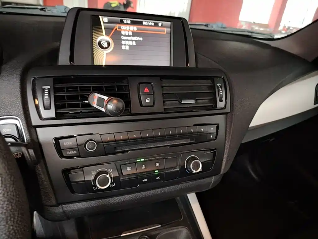 BMW 1 Series (Import) — миниатюра 13