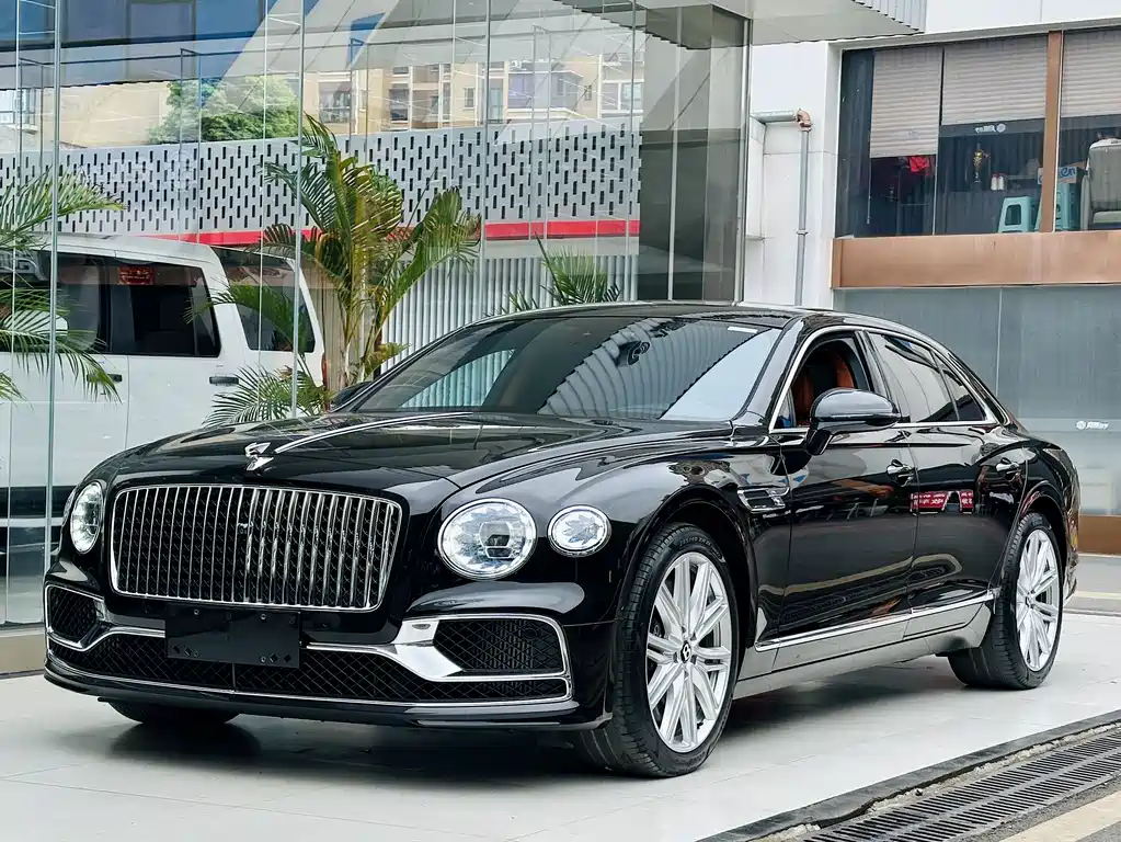 Bentley Flying Spur 2023