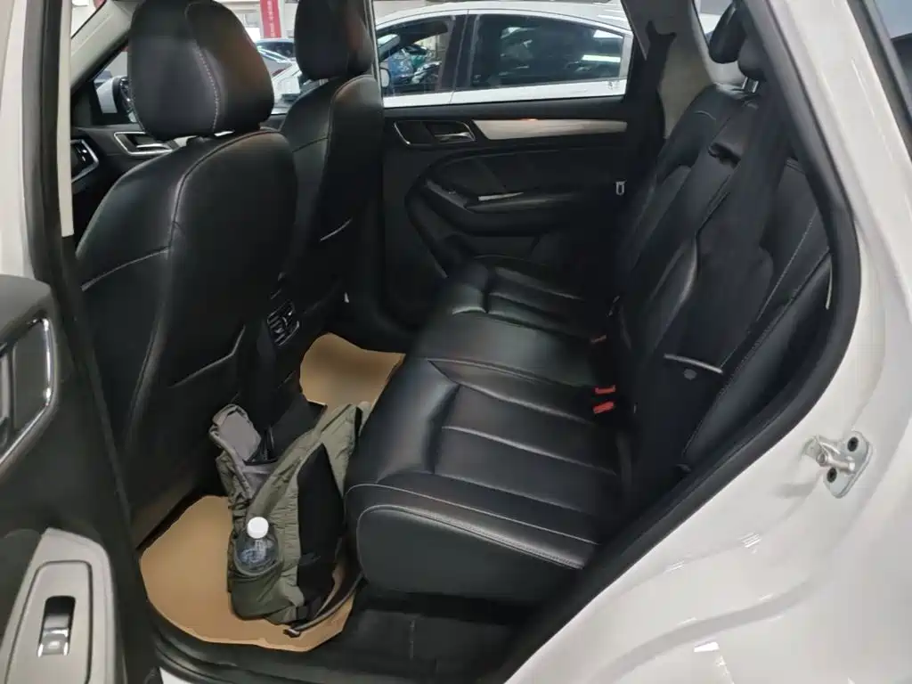 Roewe RX5 — миниатюра 17
